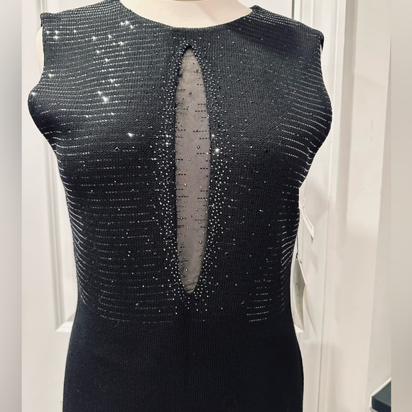 NWT Elegant St. John Sleeveless Black Sequin/Mesh Evening Dress, Size 6 - Picture 2 of 12